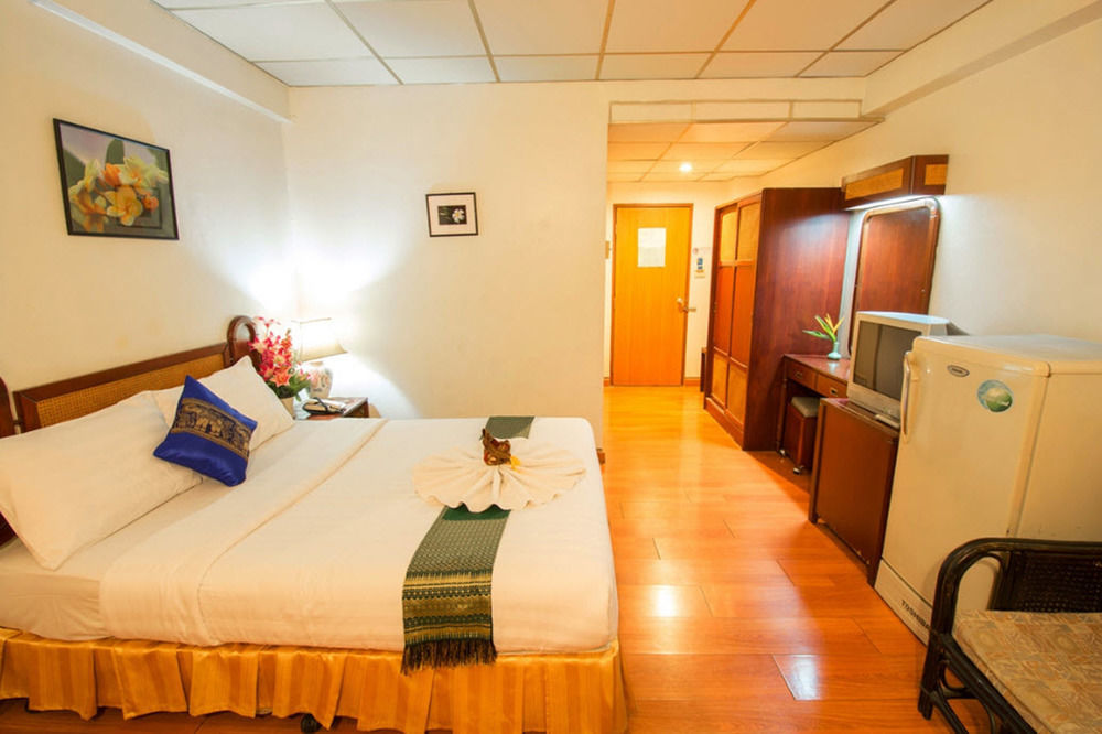 Boss Suites 芭達亞 外观 照片